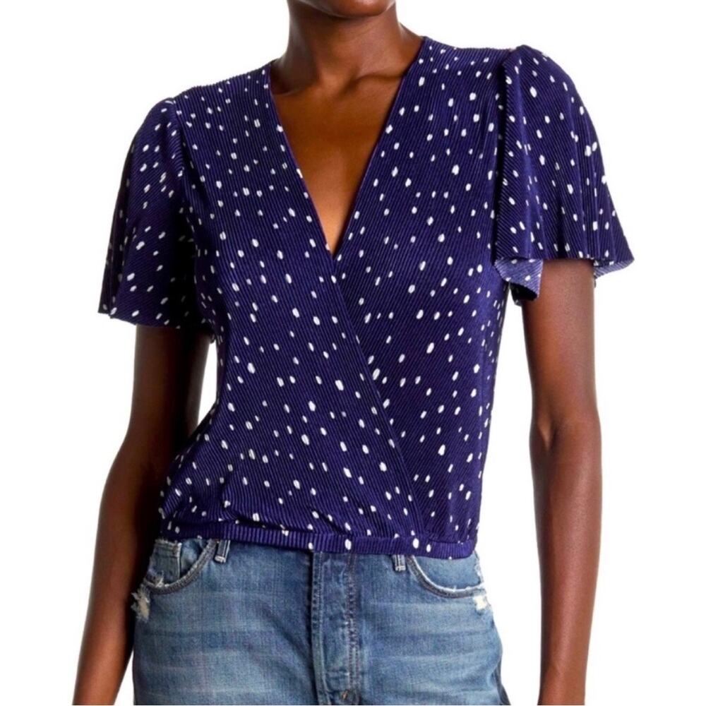 ASTR The Label Polka Dot Plisse Ribbed Top XS Blue White